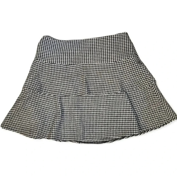 david n Vintage Houndstooth Wool Ruffled Skirt - Picture 4 of 13